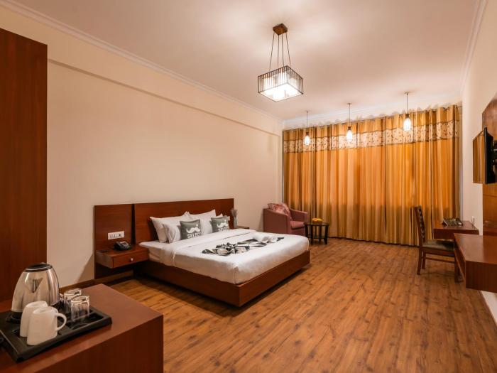 moustache select manali