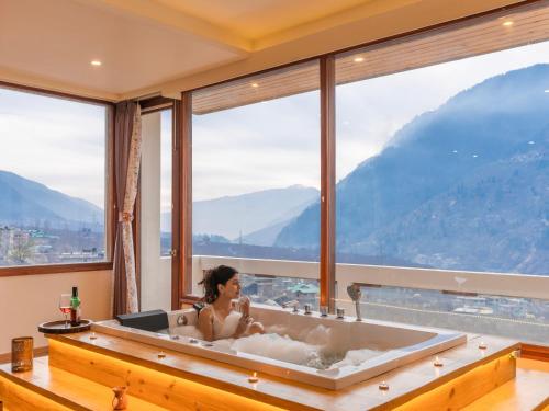 moustache select manali