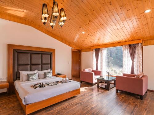 moustache select manali