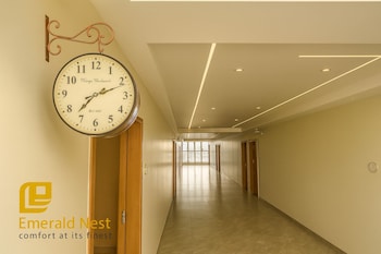 Emerald Nest,,4 star