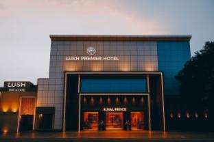 lush premier hotel