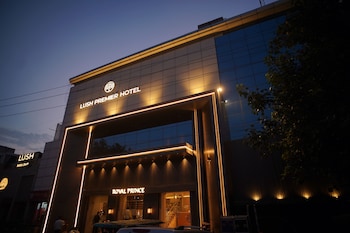 lush premier hotel