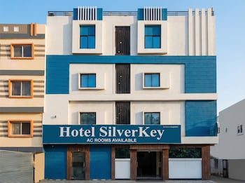 hotel silver key