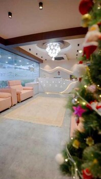 Bael Tree Hotel,,5 star