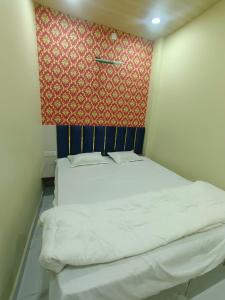 shree gora parvati stay