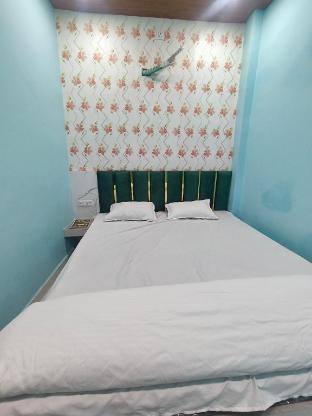 shree gora parvati stay