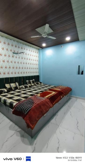 shree gora parvati stay