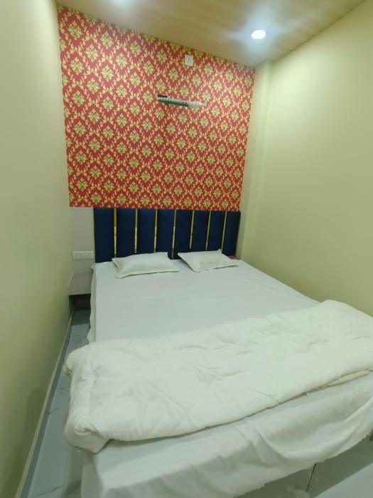 shree gora parvati stay