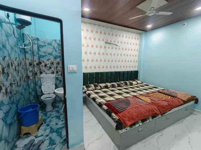 shree gora parvati stay