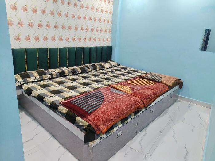 shree gora parvati stay