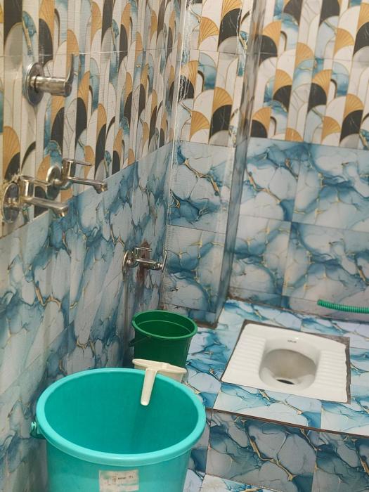 shree gora parvati stay