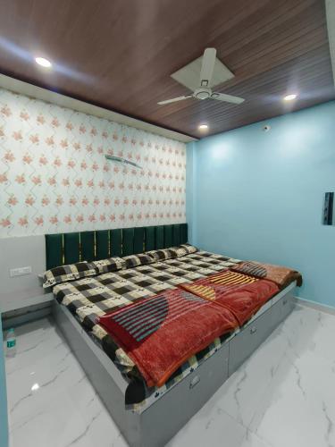 shree gora parvati stay