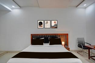 hotel o sector 110 noida formerly luv kush tower bhangel