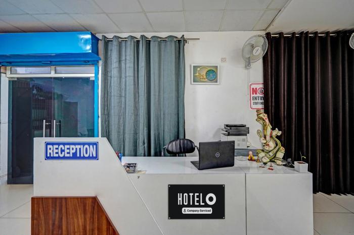 hotel o sector 110 noida formerly luv kush tower bhangel