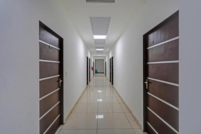 hotel o sector 110 noida formerly luv kush tower bhangel