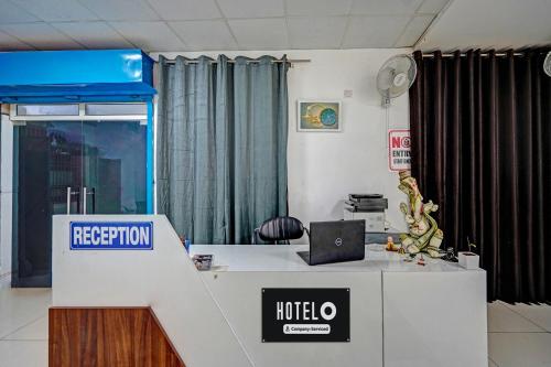 hotel o sector 110 noida formerly luv kush tower bhangel