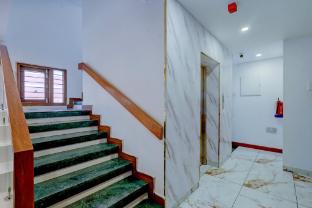 super townhouse passport office saligramam formerly k k nagar residency