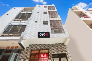 Hotel O Rs Guest House,,4 star