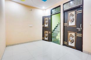 Hotel O Rs Guest House,,4 star