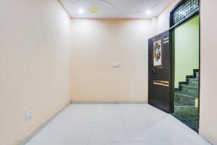 Hotel O Rs Guest House,,4 star