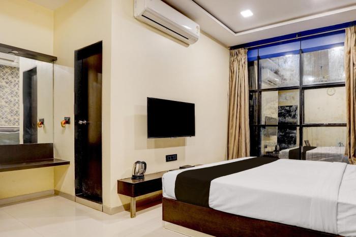 super collection o vyara railway station formerly crystal guest house