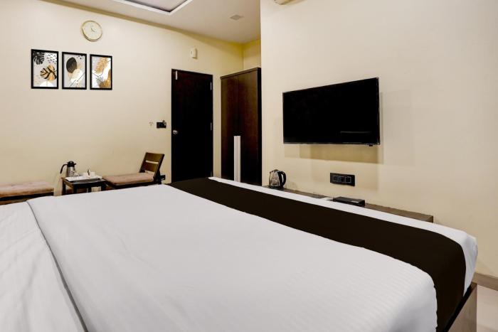super collection o vyara railway station formerly crystal guest house