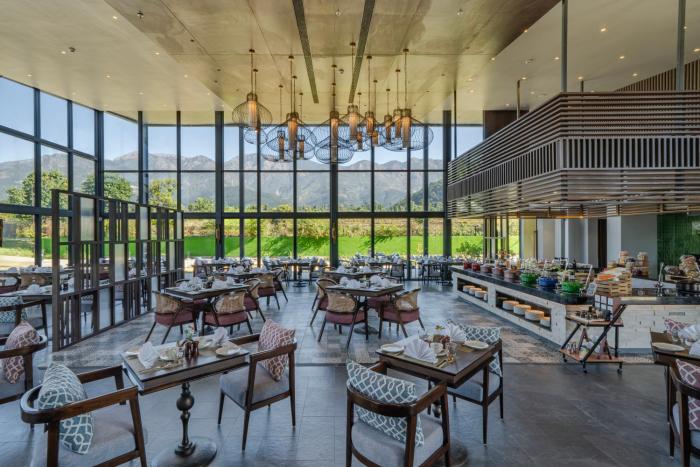 vandhara sarovar premiere jim corbett