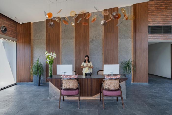 vandhara sarovar premiere jim corbett