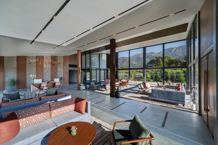 vandhara sarovar premiere jim corbett