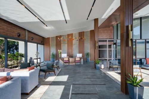 vandhara sarovar premiere jim corbett