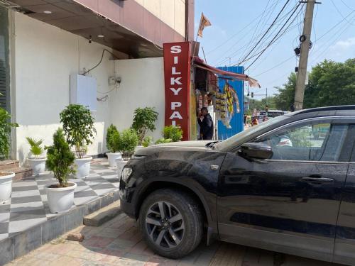 hotel silky palace by a2a hotels and resorts