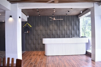 Night Inn Paradise,,3 star