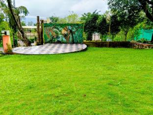 rutuvan resort girivan