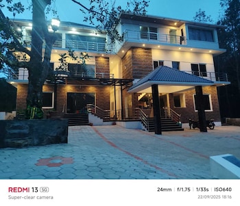 Bkp Jungle Resorts,,3 star