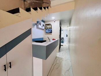 kreston heights hotel scheme 114