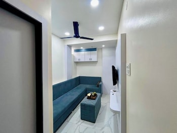 kreston heights hotel scheme 114