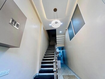 kreston heights hotel scheme 114