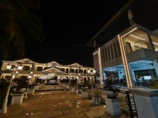 royal garden beach resort
