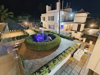 royal garden beach resort