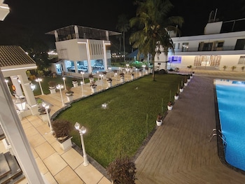 royal garden beach resort