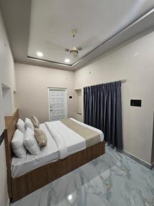 hotel shri palace by taaraa hospitality