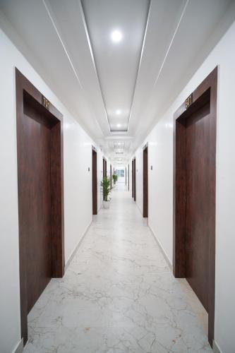 royal majestic lodge