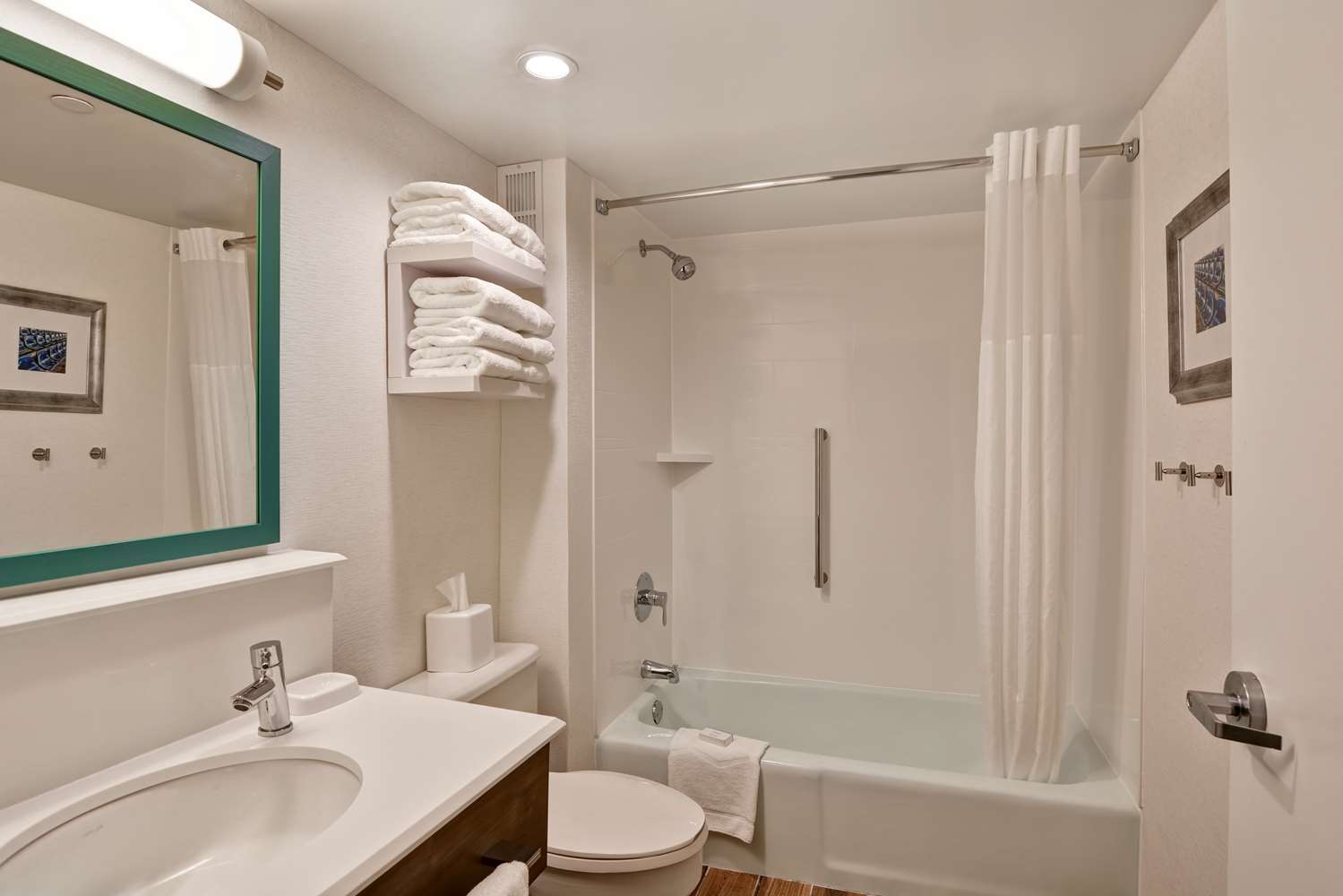 hampton inn state college