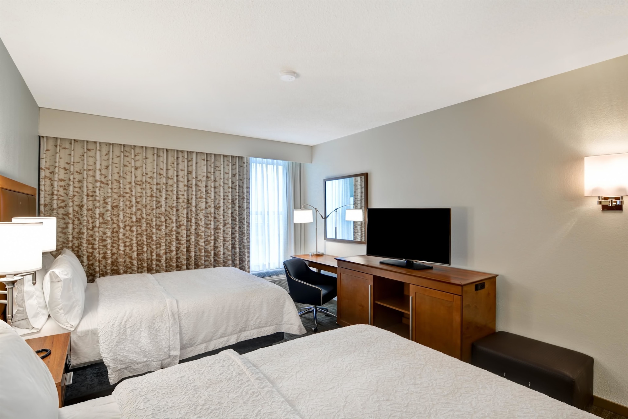 hampton inn state college