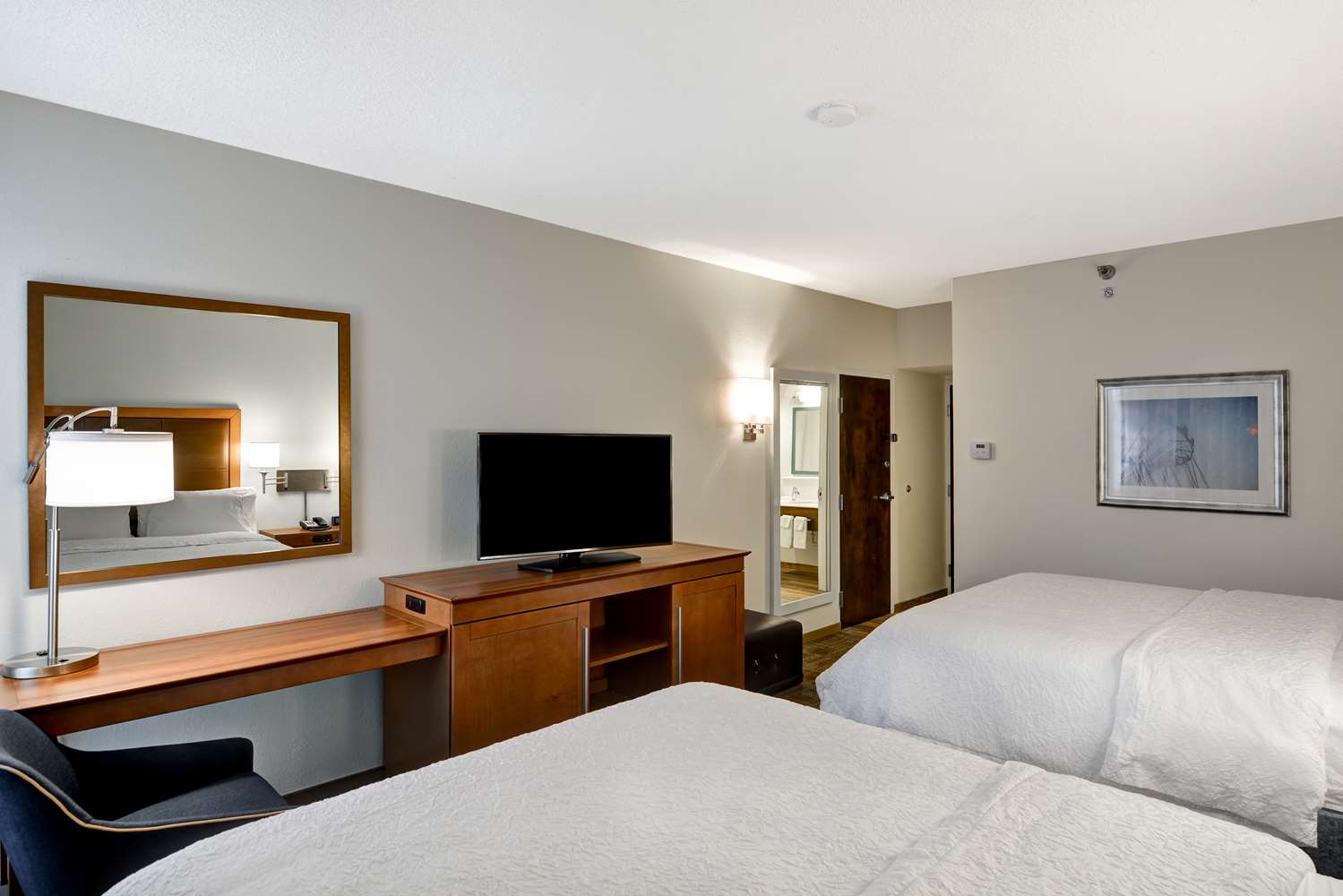 hampton inn state college