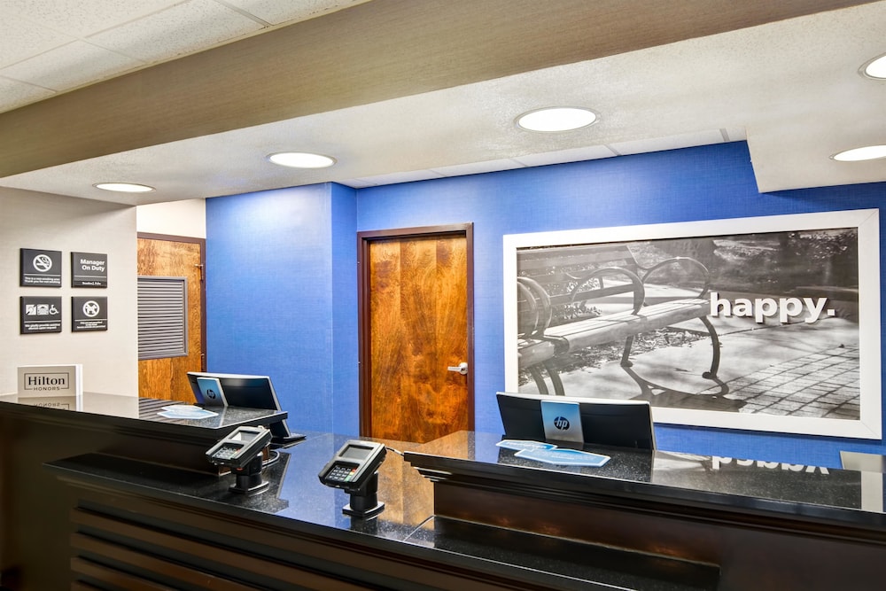 hampton inn state college