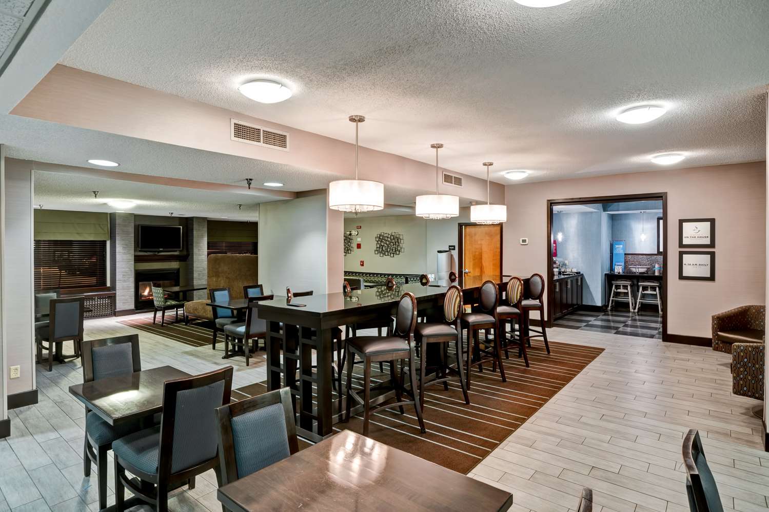 hampton inn state college