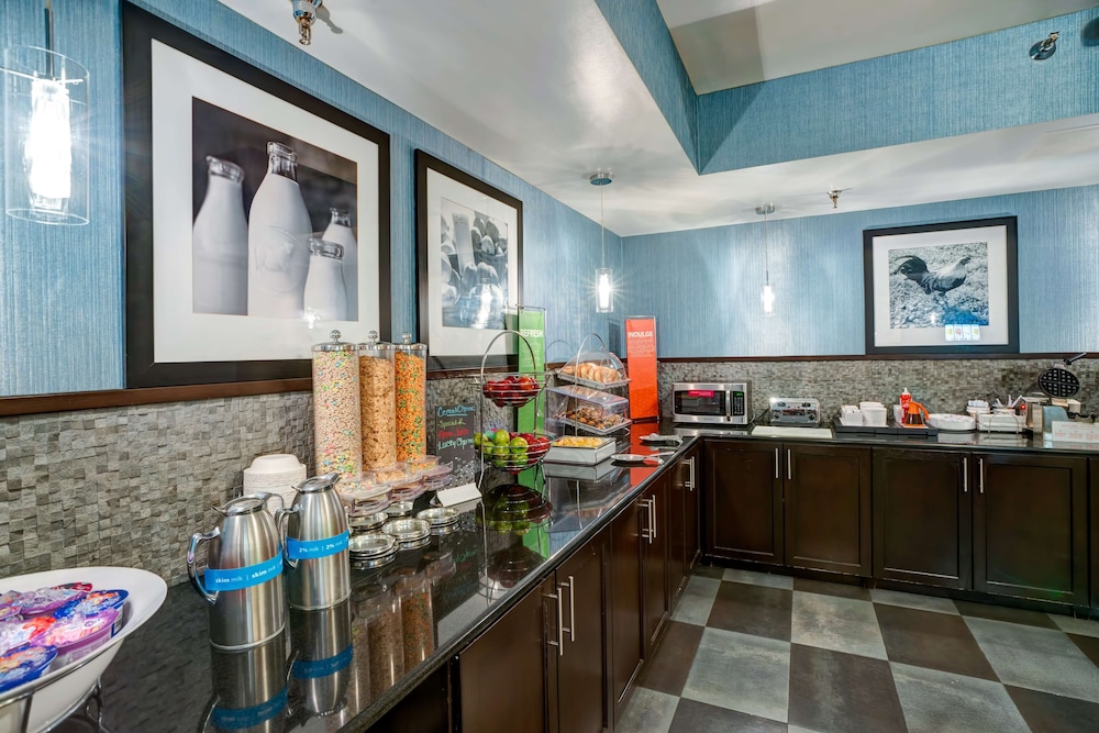 hampton inn state college