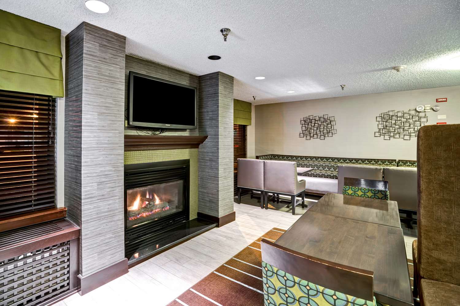 hampton inn state college