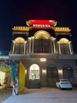 nirvana hotel and banquet